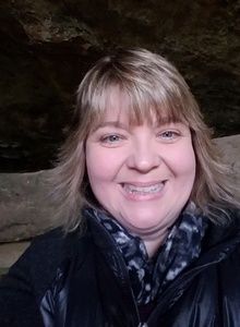 Meet your Posher, Tonya